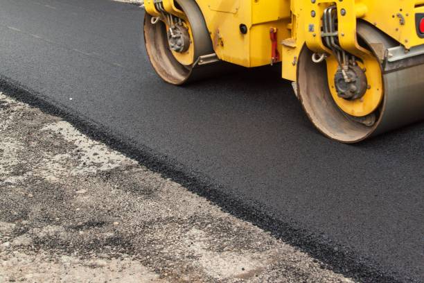 Best Driveway Paving Contractor  in Versailles, MO